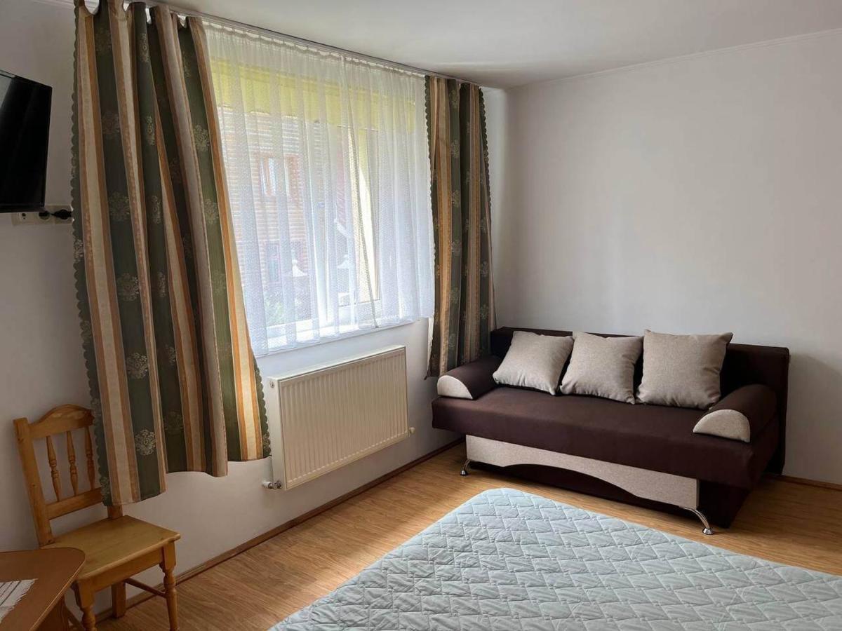 Oskolok Dovbusha Mini-Hotel Jaremtsje Eksteriør bilde