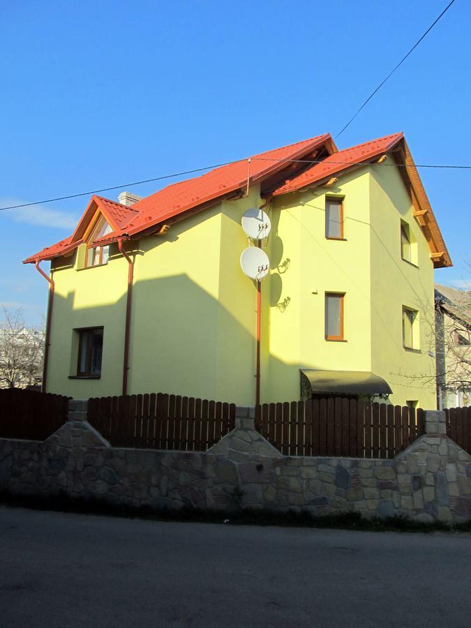 Oskolok Dovbusha Mini-Hotel Jaremtsje Eksteriør bilde